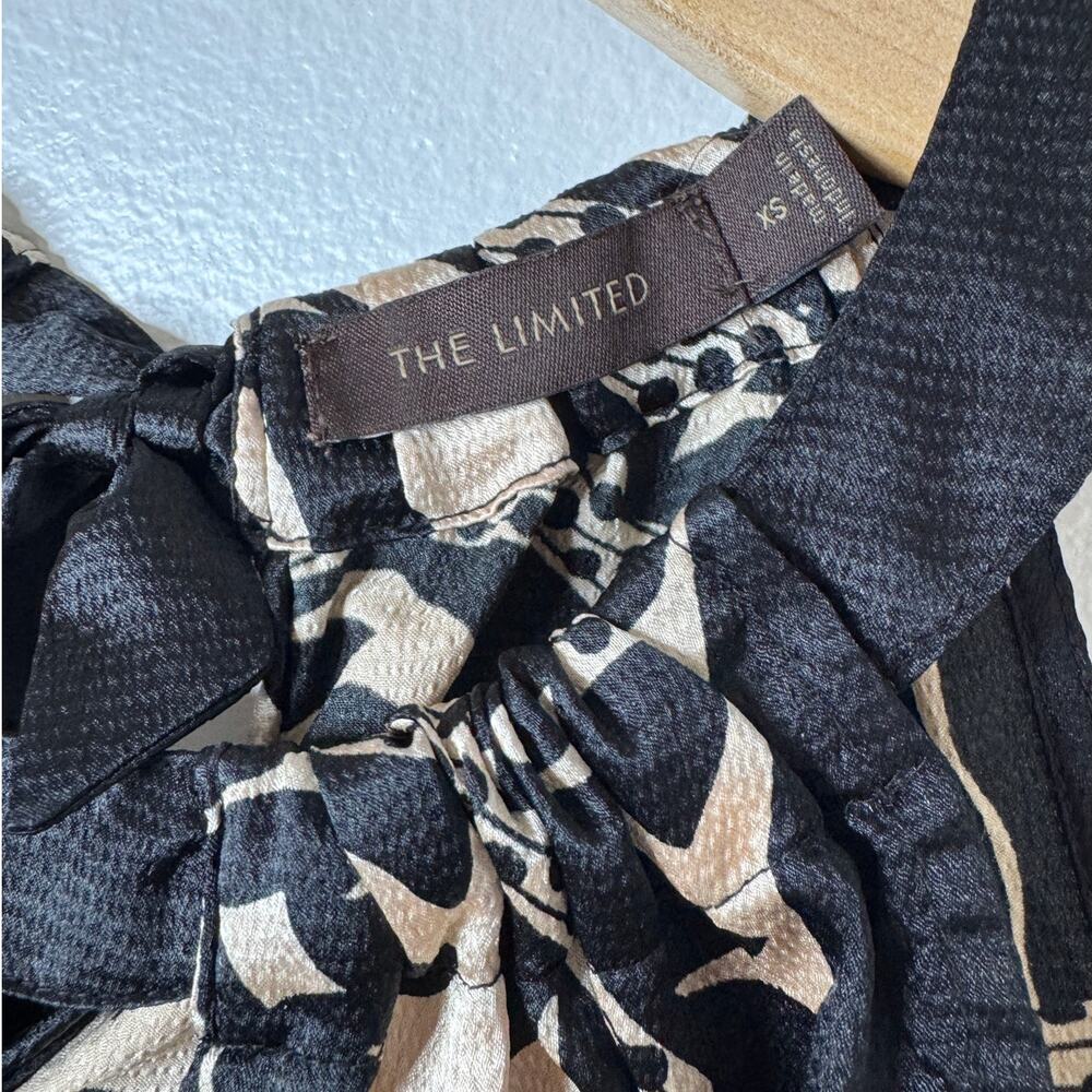 The Limited XS Black Tan Floral Dressy Halter Top Keyhole Neck Tie-Back Blouse - Picture 3 of 11